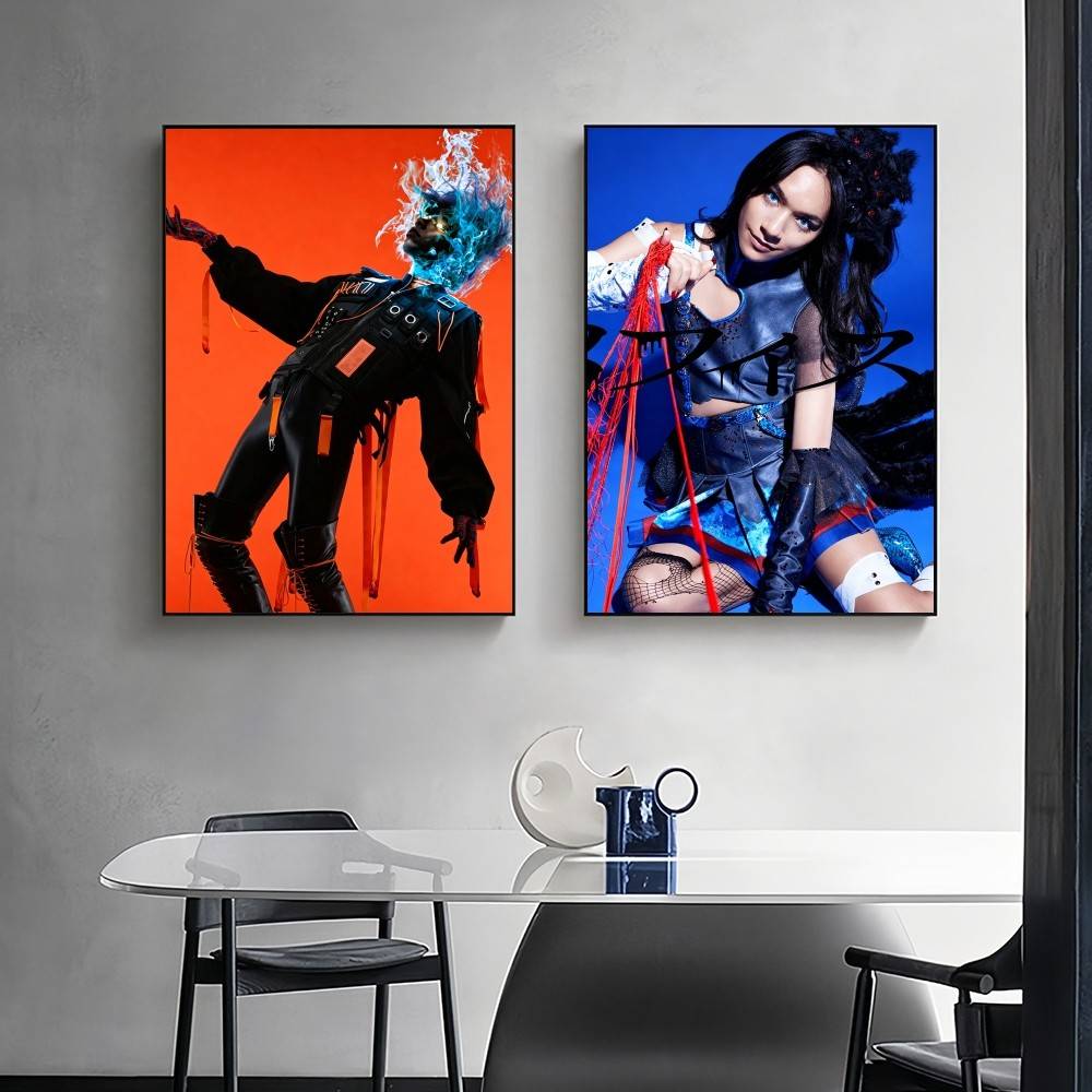 Band Q-Queen B-Bee Poster Prin - Home Cooking Queen review and price